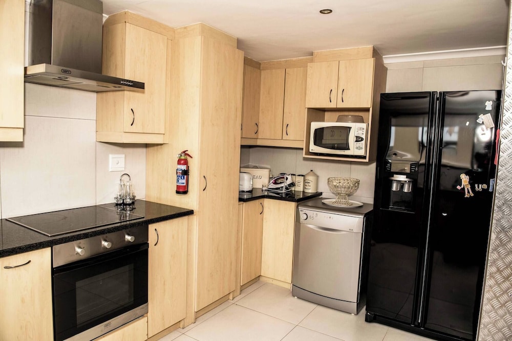 The Views - Oceanview Haven in Langebaan - 3 Levels of Luxury