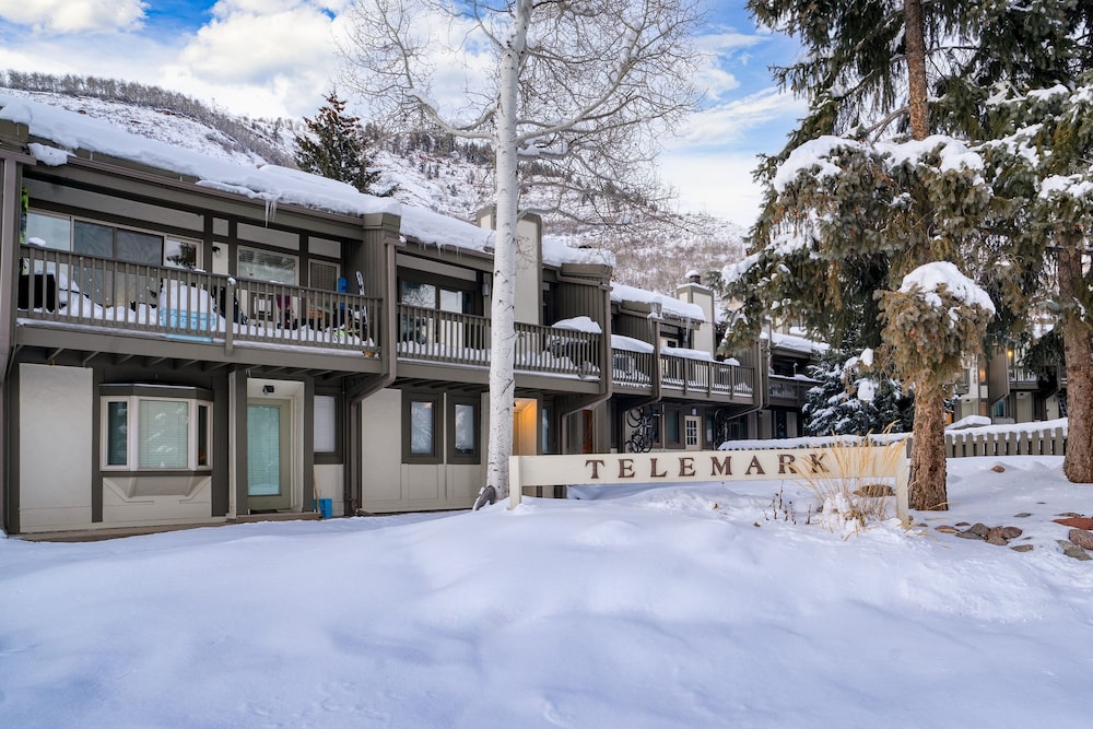 Vail Vista Mountain Retreat w Balcony Views Near Vail Ski Village