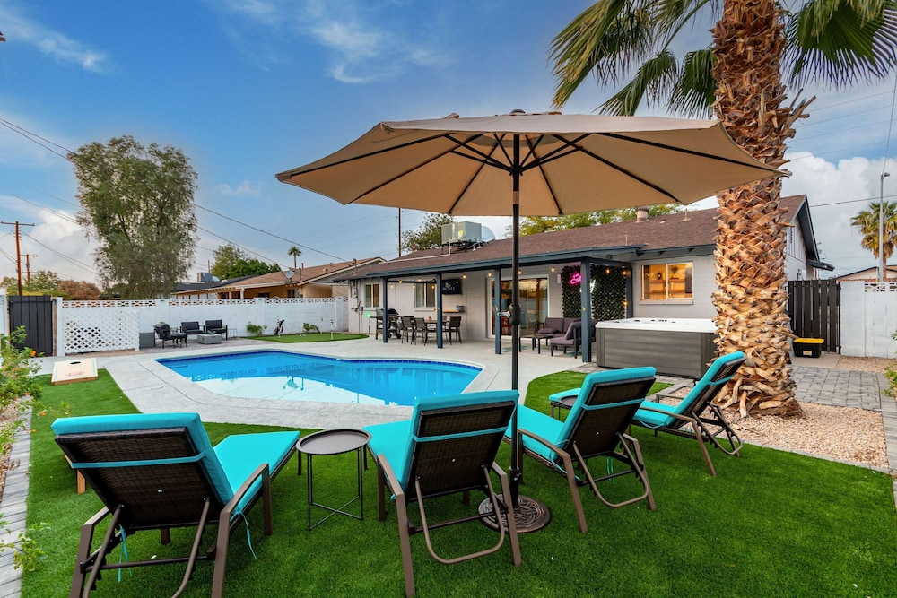 NEW The Mesquite Retreat on Oak Entertainers Oasis