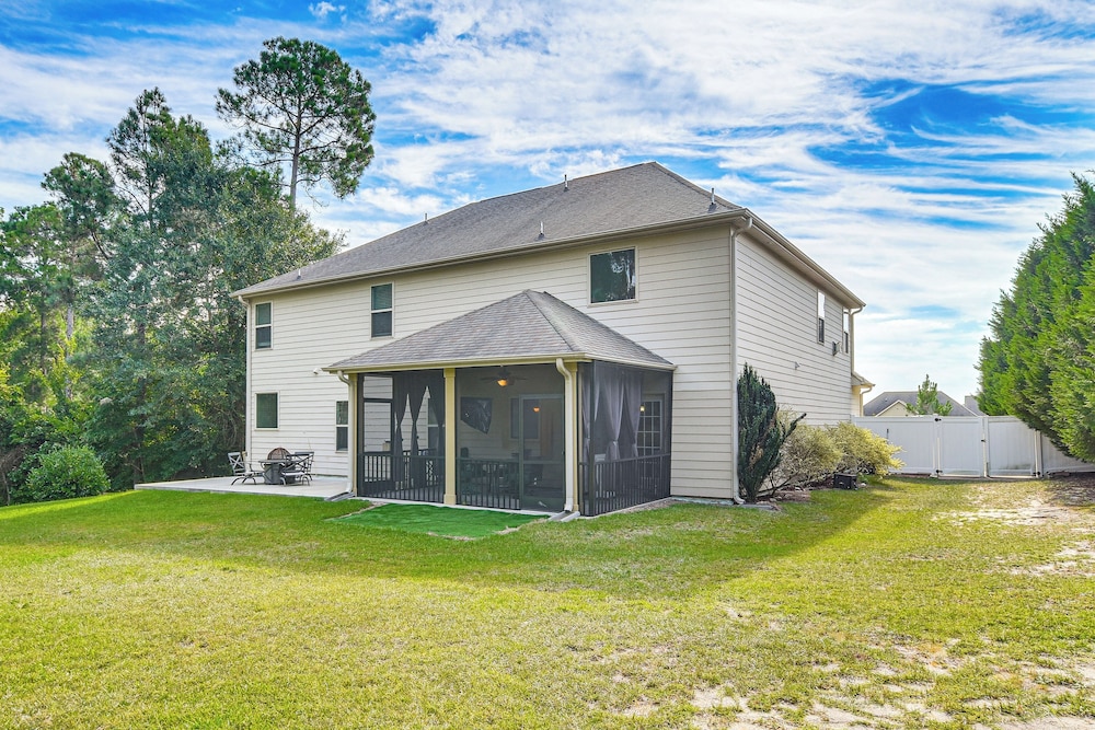 Golf & Hike: Family Home 11 Mi to Fort Bragg!