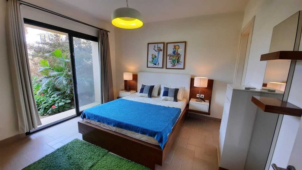Marassi North Coast 3 bedroom with garden view 5