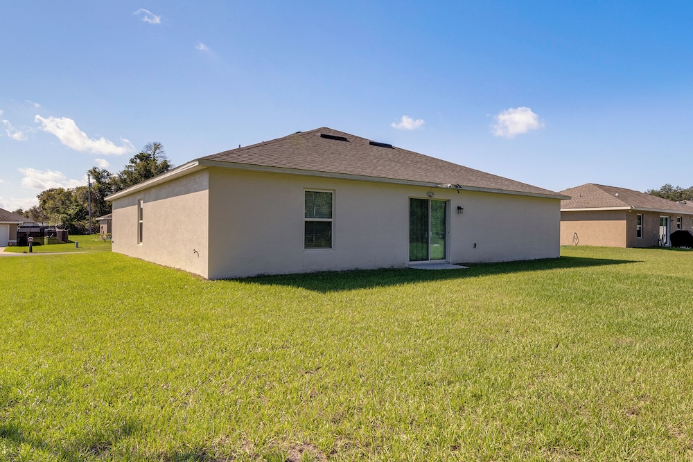 Yard Space & Games: Pet-friendly Ocala Retreat