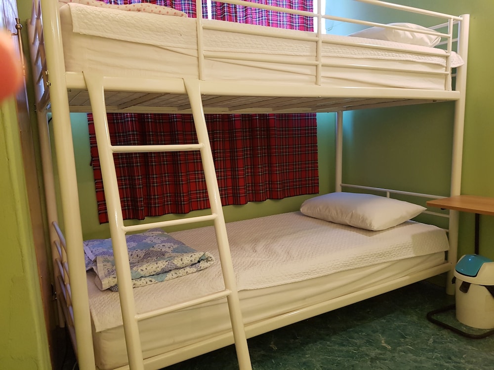 Mr.Comma Guesthouse - Hostel