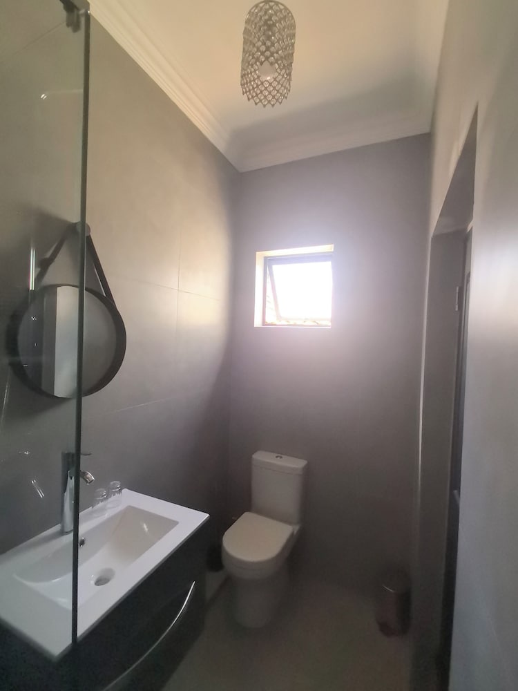 Bryanston Palms Accommodation