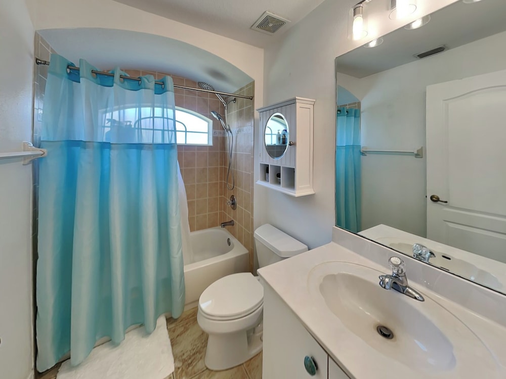 Shore Thing by Distinctive Beach Rentals