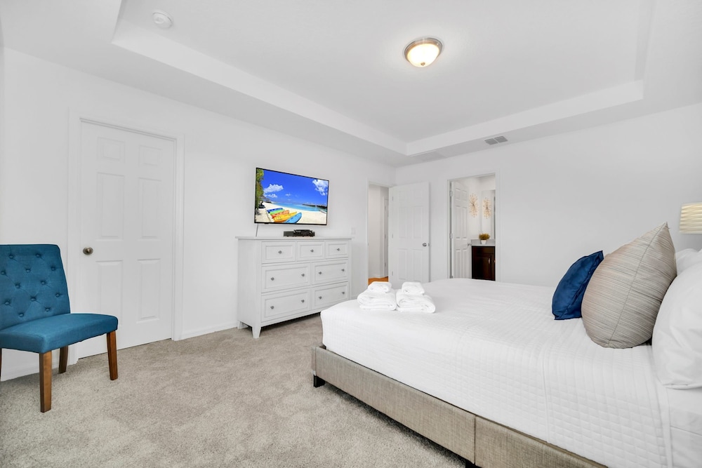 Solara Resort Home w Pool 15 min to Disney World