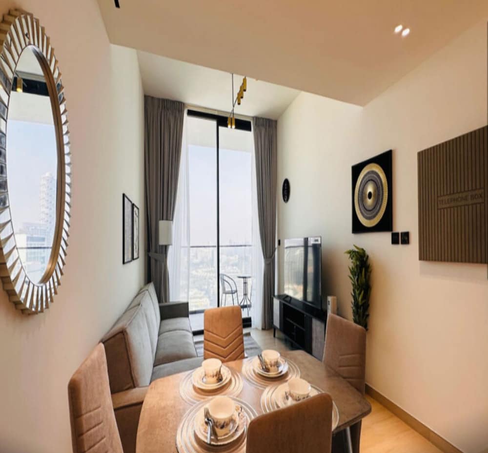 OYO HOME 1482 Standard One Bedroom