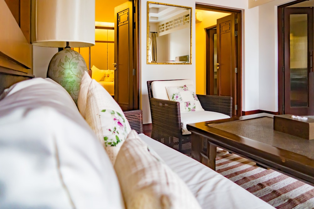 Pawanthorn Luxury Pool Villa Samui view 2