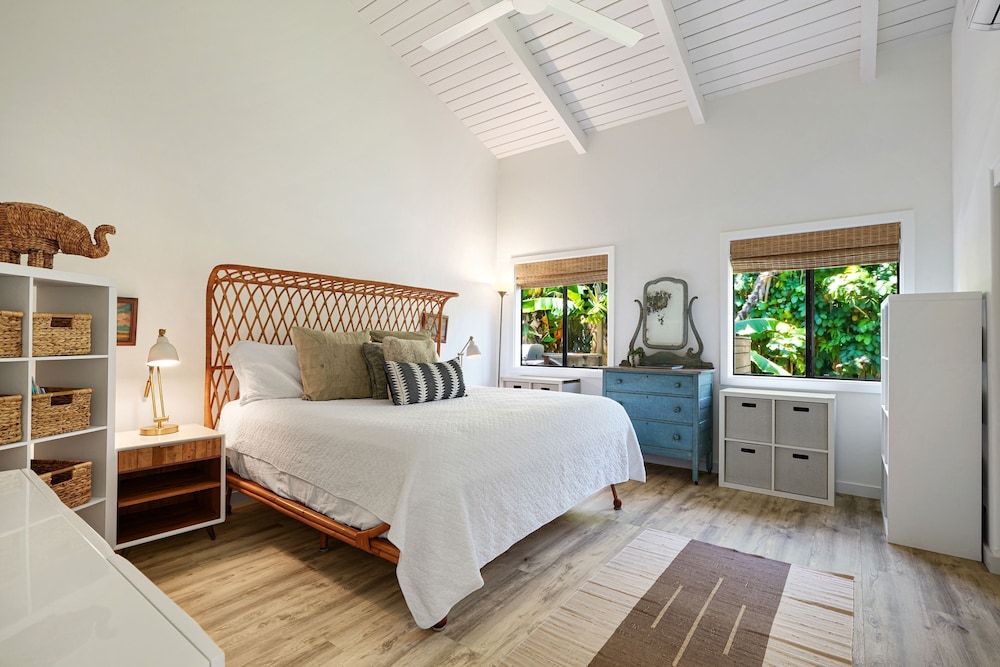 Kamalani Modern in Princeville