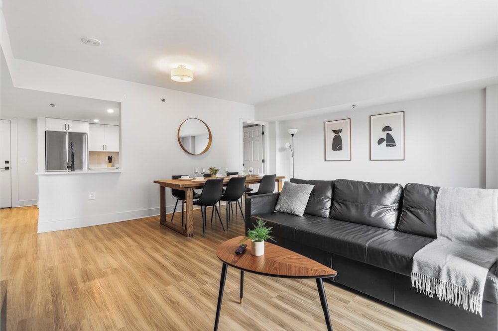 Well Appointed Apartments W Full Comfort