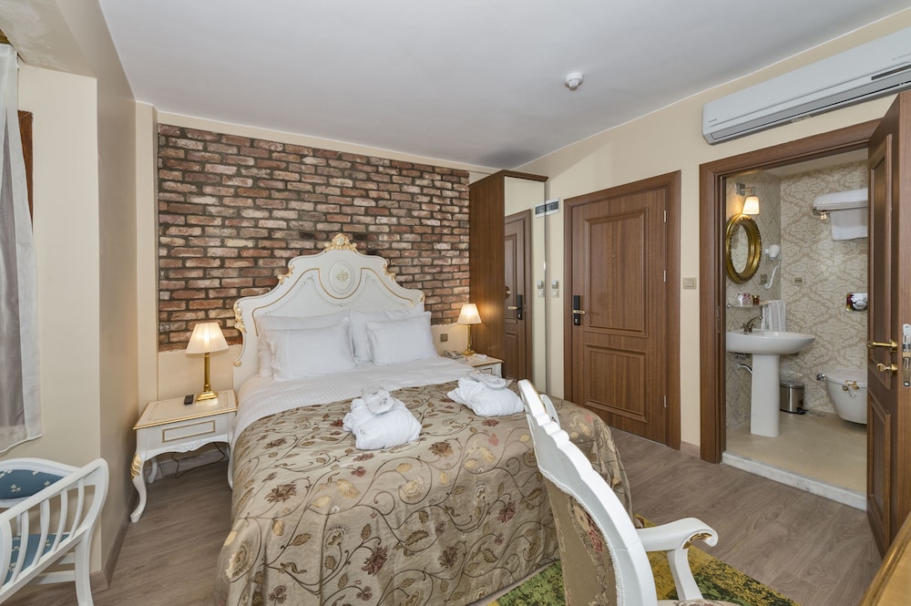 By Murat Royal Hotels - Image 18