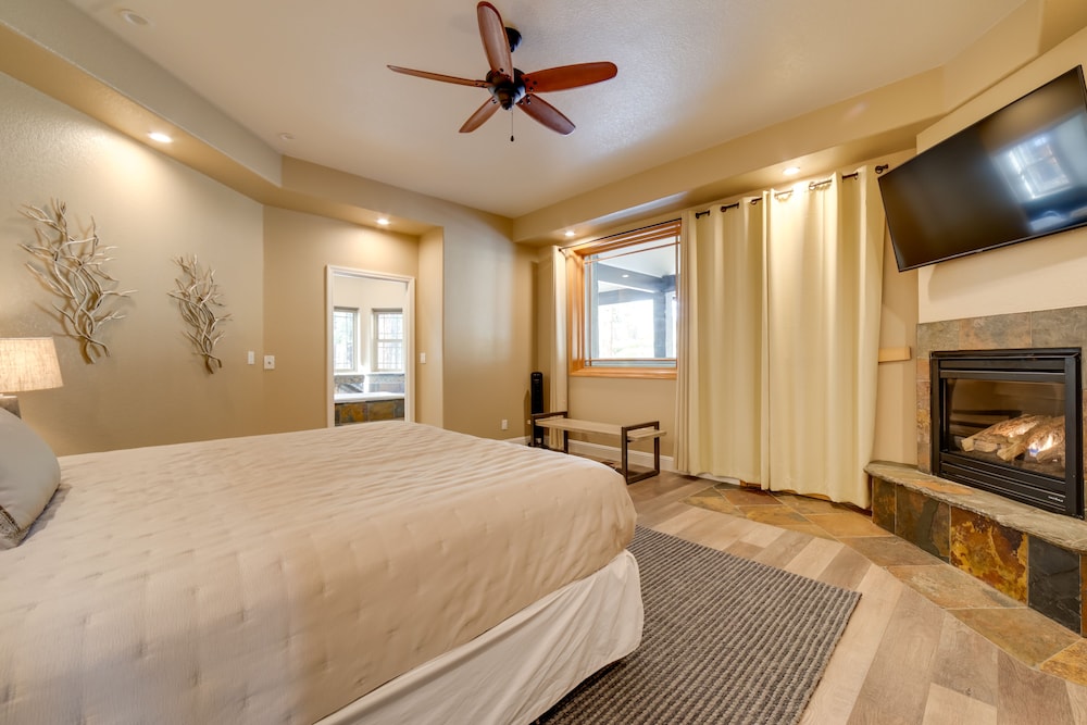 Reno Vacations - Sleek Reno-lake Tahoe Retreat, 4 Mi to Ski Mt Rose - Property Image 38