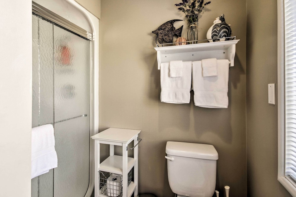 The White Elephant Inn Getaway w/ Pool  Hot Tub! - Property Image 32