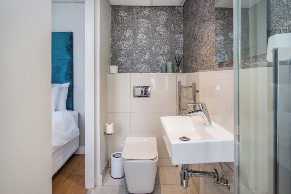 Docklands Deluxe Apartments by ITC Hospitality
