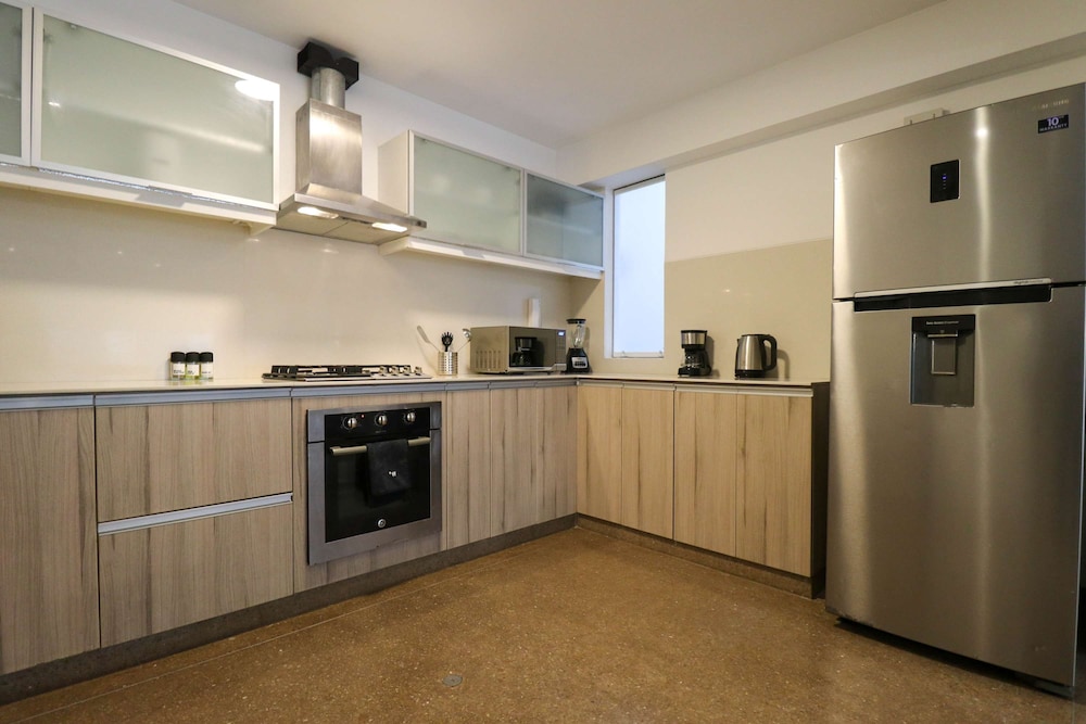 w Stunning 1BR Near Malecon in Barranco