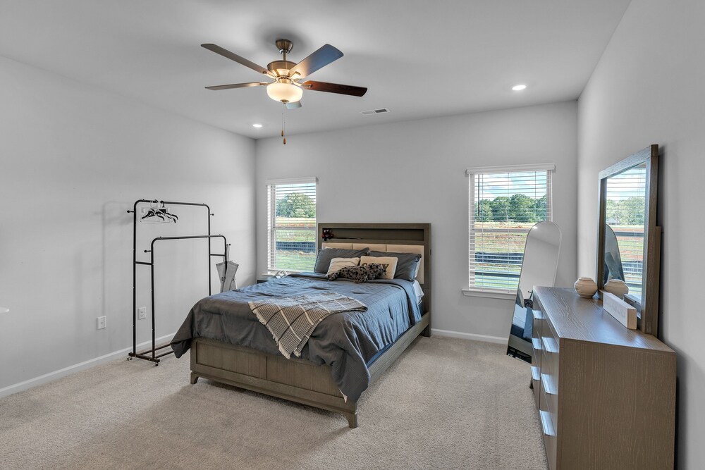 Modern Nest - Huntsville Hideaway 3 Bedroom Home