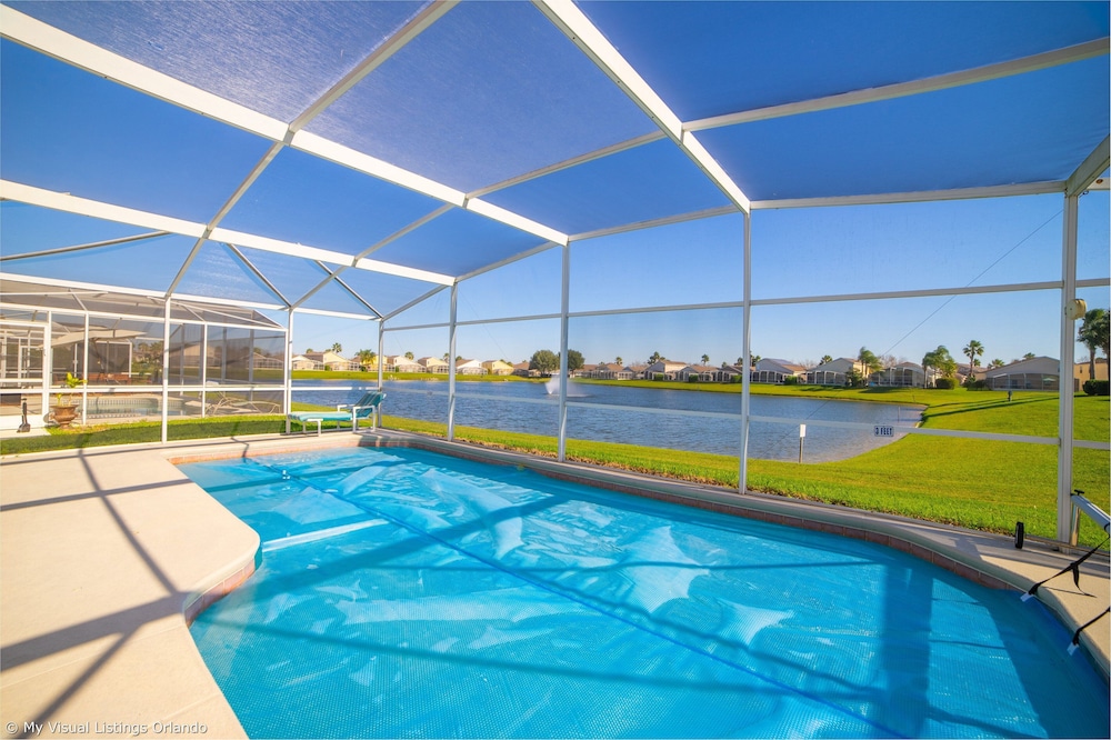 Lovely Lake Front Pool Home With CDC Cleaning Standards, Game Room #5hl252 - Image 5
