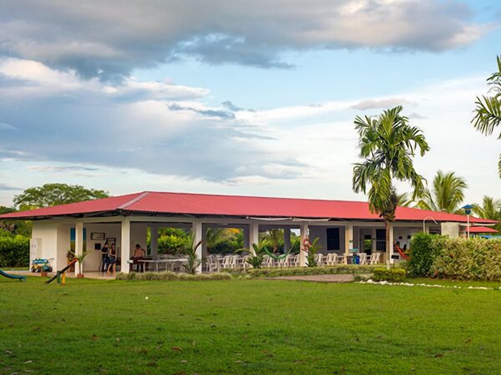 Hotel Cabañas Polangy - Image 1