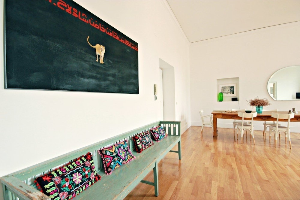 Wonder Privacy & Charm