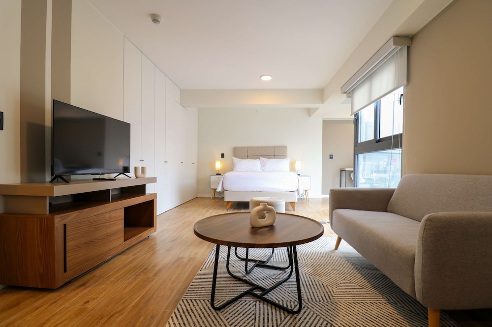 w Engaging Loft in the Heart of San Isidro