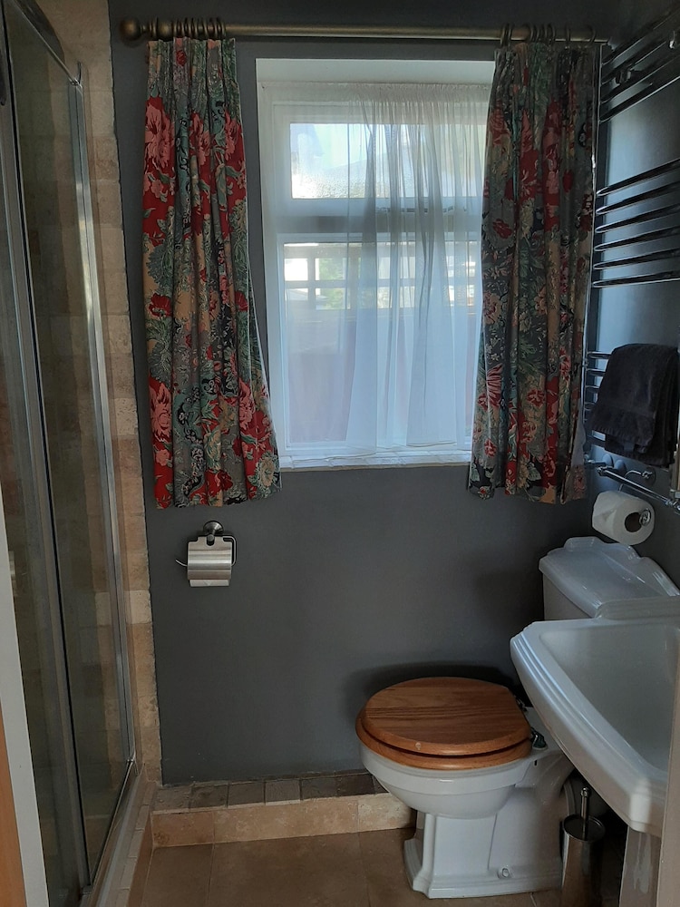 Caernarfon Vacations - Coach House - Property Image 12