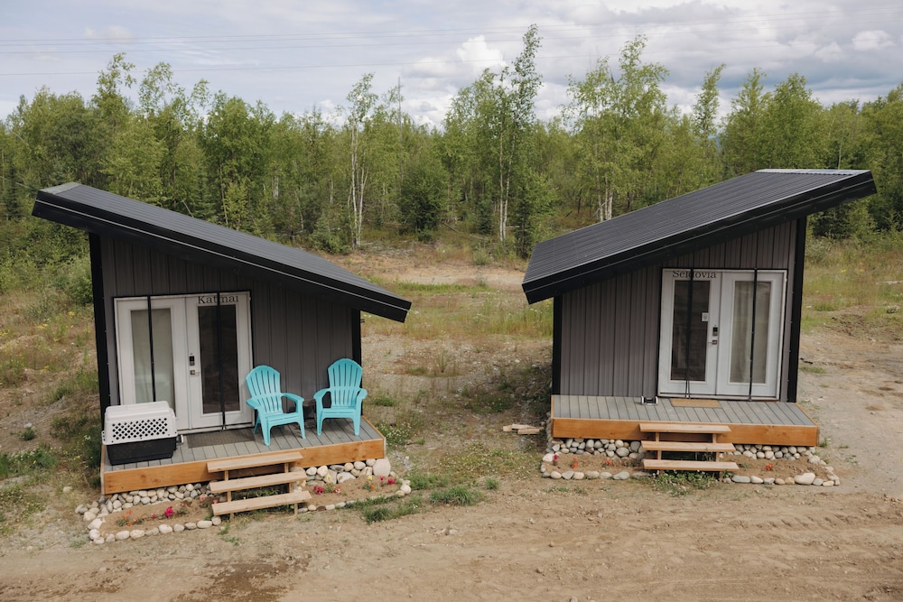 FLY8MA Pilot Lodge