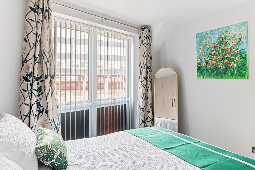 Luxury Leicester Apartment Retreat