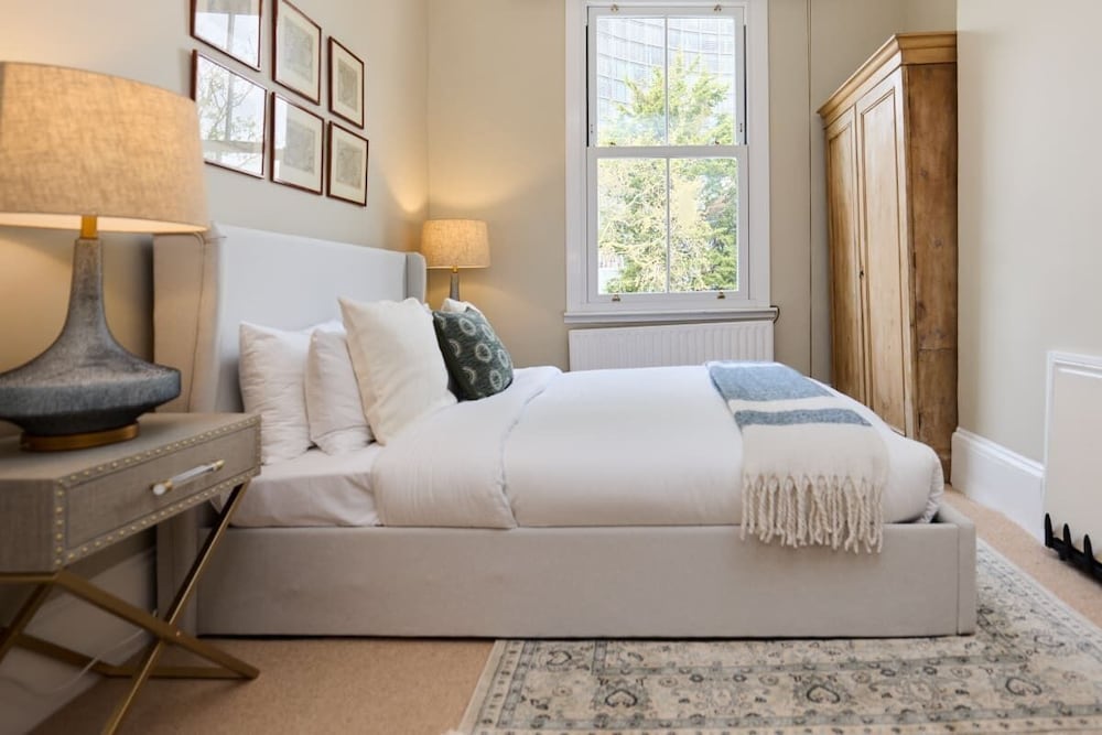 The Earl's Court Hideout - Lovely 4bdr House With Garden