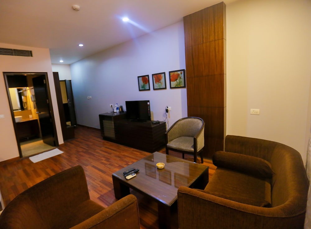 Faridabad Vacations - CS Boutique Hotel - Property Image 5