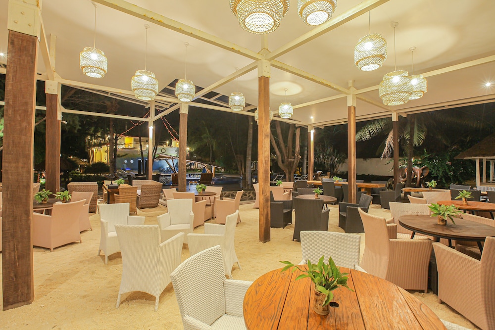 Jambuluwuk Oceano Resort Gili Trawangan