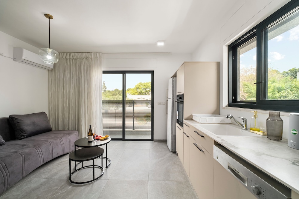Gesher Haziv Modern Stay by Sea N' Rent