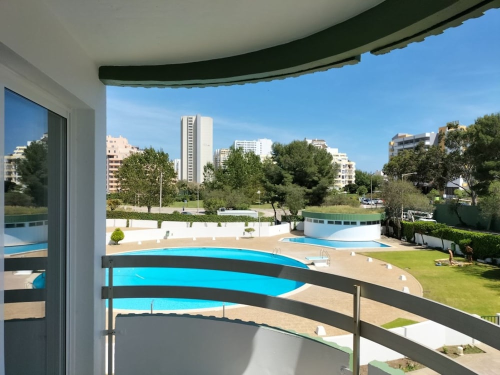 Amazing Green Tower 3 Castle Flat With Balcony