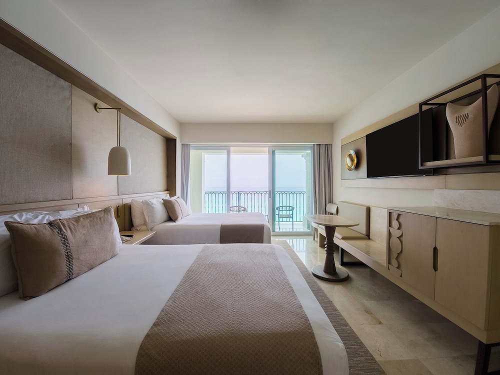 Grand Park Royal Cancun - All Inclusive
