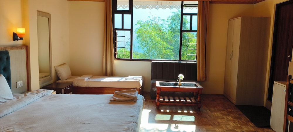 Kunden Fortune Resort Gangtok Near MG Marg