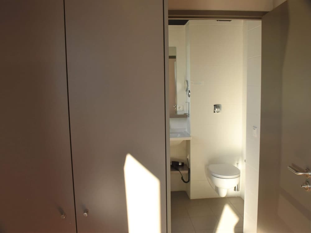 Res. Lyon Dock Ouest, Lyon, Studio for 2 Pers view 4