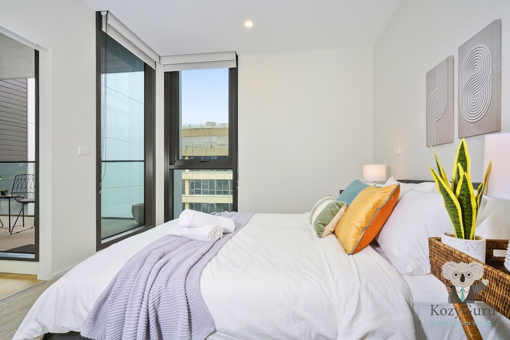 Kozyguru | Moonee Ponds | Modern 1 Bed Apt Parking
