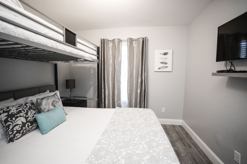Ciboney Beach Resort Panhandle Getaways view 4