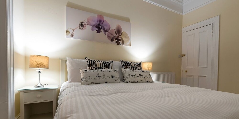 Belhaven Apartment