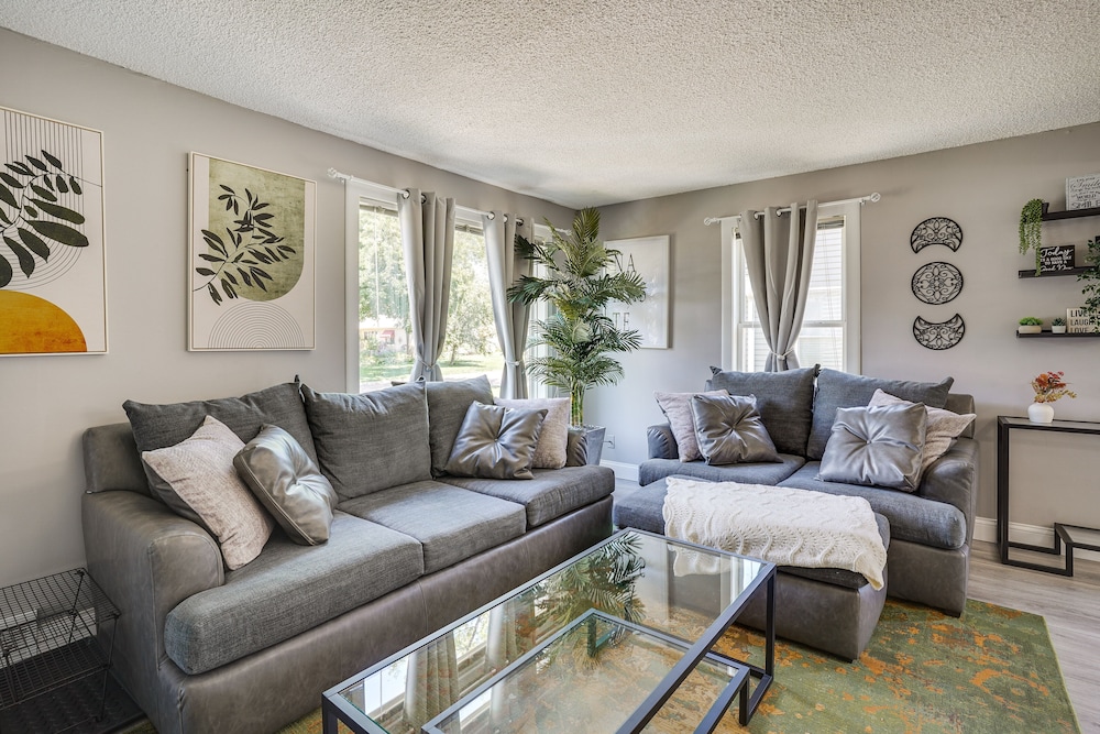 Minneapolis Home: Mins From US Bank Stadium More - Property Image 22