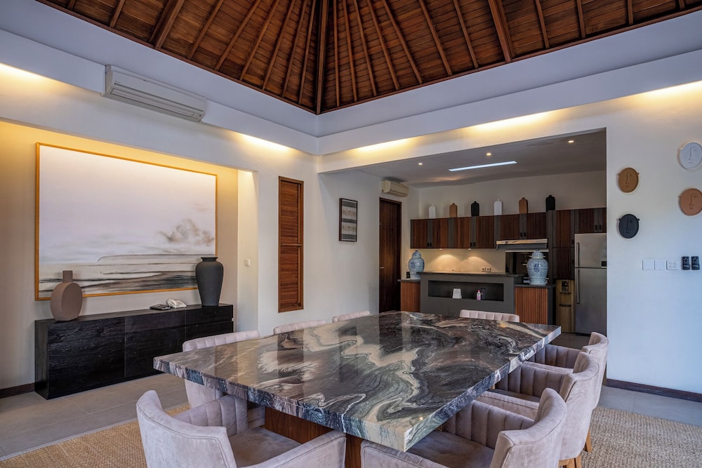 Saba Villa