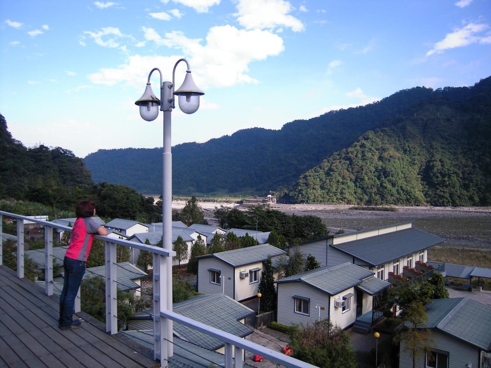 Yingshih Resort