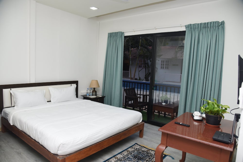 Arambol Sweet Lake Resort