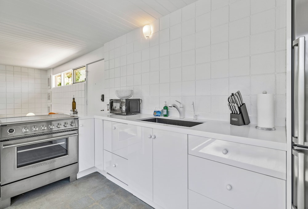 1957 Modern Hideaway