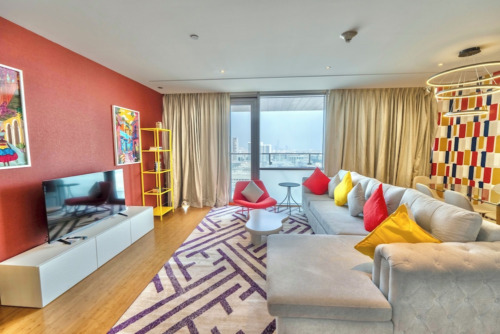 Luxury Homestay Near Dubai WTC