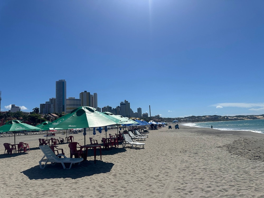 Apto Completo com Piscina e Wi-fi em Ponta Negra