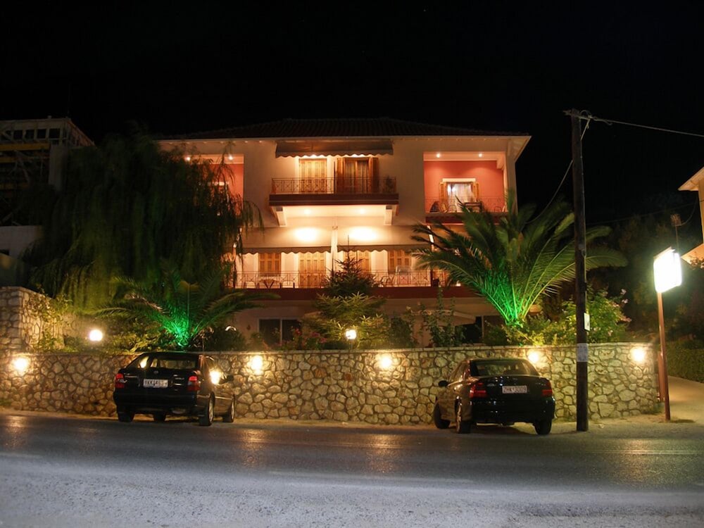 Christianna Studios