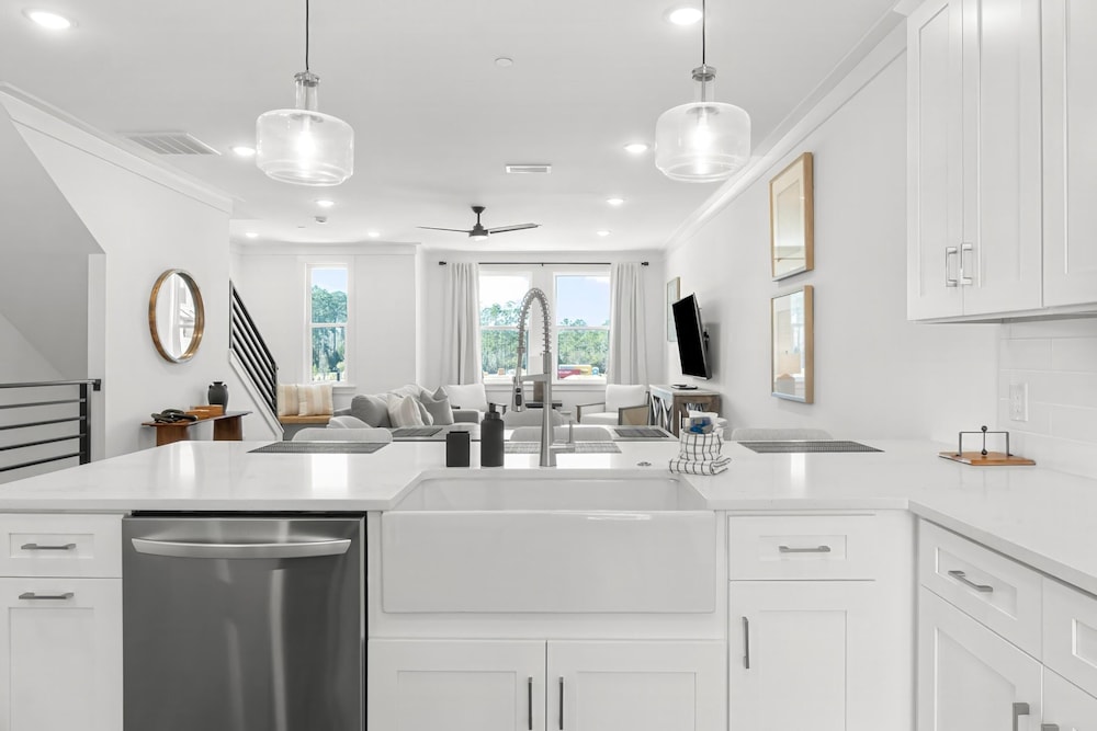 30A Beach House - Coastal Allure by PHG