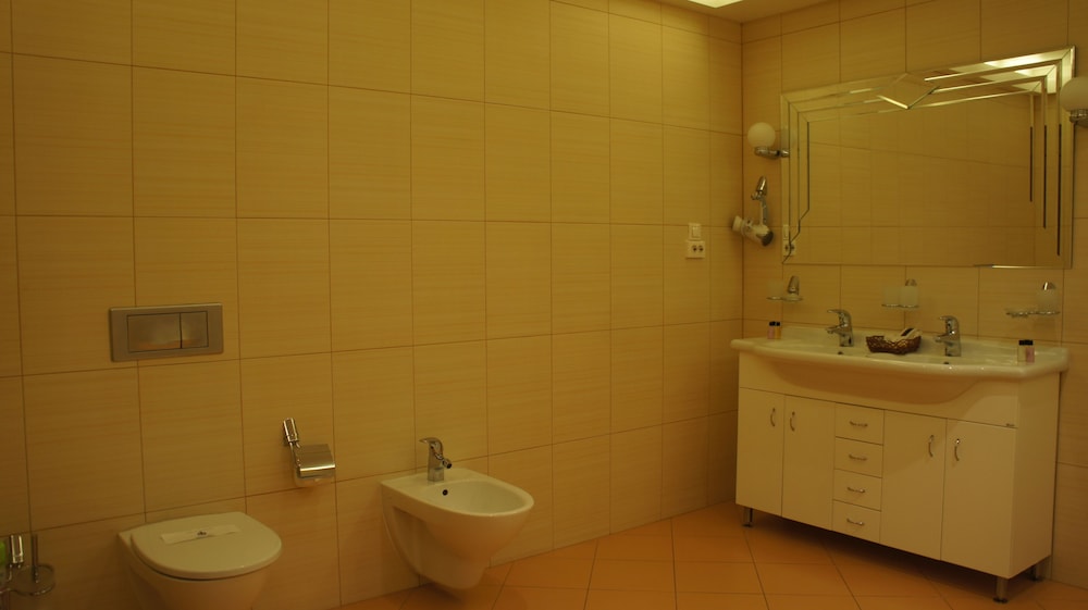Le Vashoff Hotel