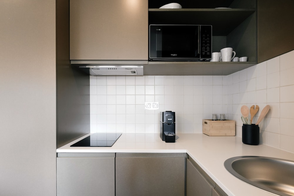 Bom Sucesso Executive Flat 5 3 by Feel Porto