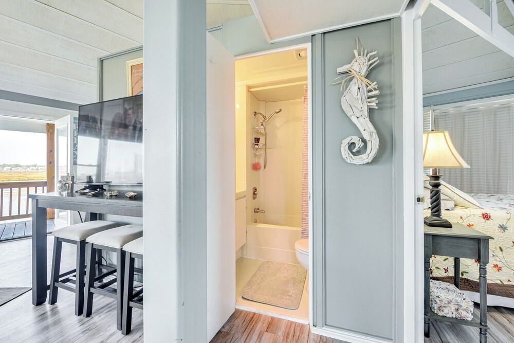 Coastal Oasis w/ Marsh Views in North Myrtle Beach